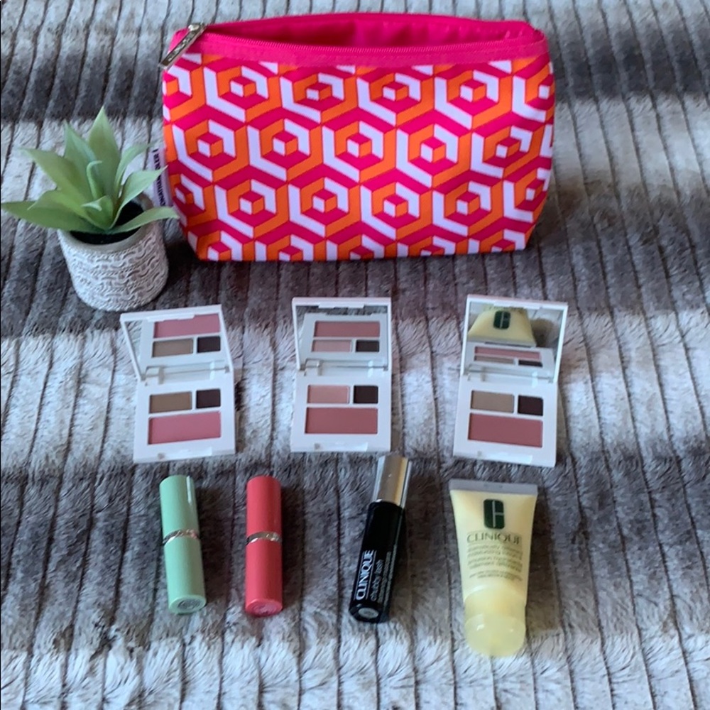 Clinique Makeup Bundle with J. Adler Bag